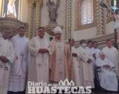 Presidió bodas de plata sacerdotales