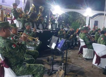 Banda militar grabó concierto
